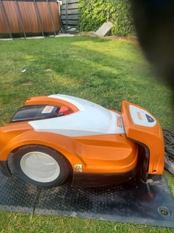 Stihl imow 422p robotmaaier  beschikbaar voor biedingen