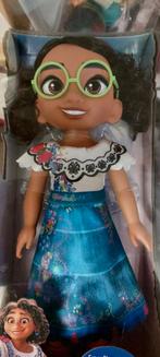 Barbie disney pop encanto mirabel, Ophalen of Verzenden, Zo goed als nieuw, Pop