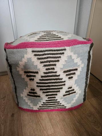 Wollen Poef Eva Padberg Collectie beschikbaar voor biedingen