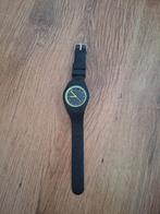 En mooi zwart met geel horloge, Sieraden, Tassen en Uiterlijk, Horloges | Heren, Overige merken, Leer, Staal, Ophalen of Verzenden