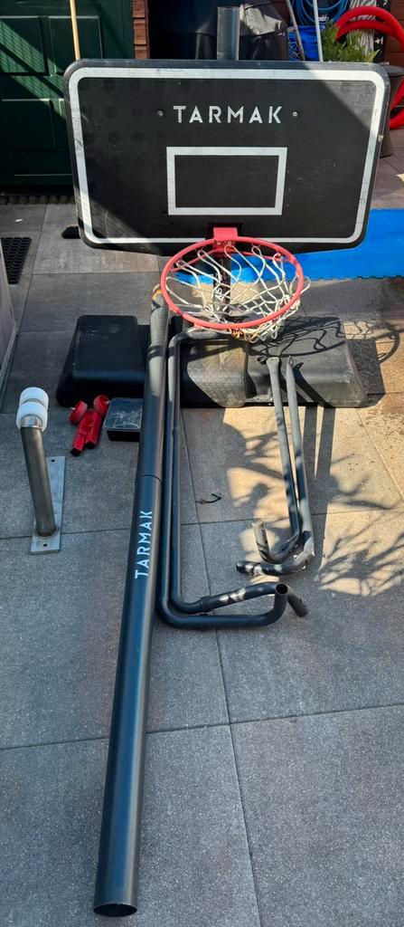 TARMAK Basketbalpaal B100 Easy 2,20 m tot 3,05 m zwart, Sport en Fitness, Basketbal, Gebruikt, Ring, Bord of Paal, Ophalen