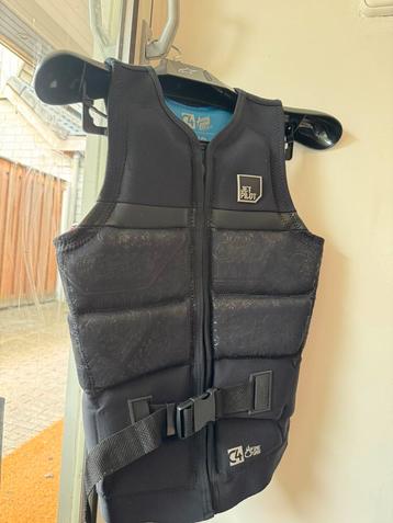 Jetpilot Impact Vest NIEUW maat M valt als S beschikbaar voor biedingen