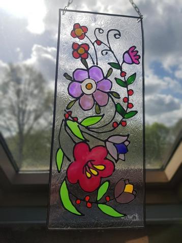 Raamhanger met bloemen ranken plexiglas beschikbaar voor biedingen