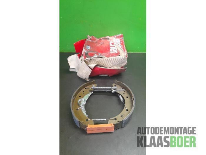 Remschoenset van een Citroen Berlingo, Auto-onderdelen, Remmen en Aandrijving, Gebruikt, 6 maanden garantie, 12 maanden garantie
