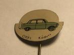 Metalen OPEL KADETT AUTOMODEL Speld (Groen/Wit/Zwart)., Verzenden, Zo goed als nieuw, Transport, Speldje of Pin