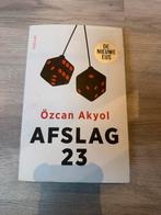 Afslag 23 - Özcan Akyol - Roman, Ophalen of Verzenden, Gelezen, Nederland