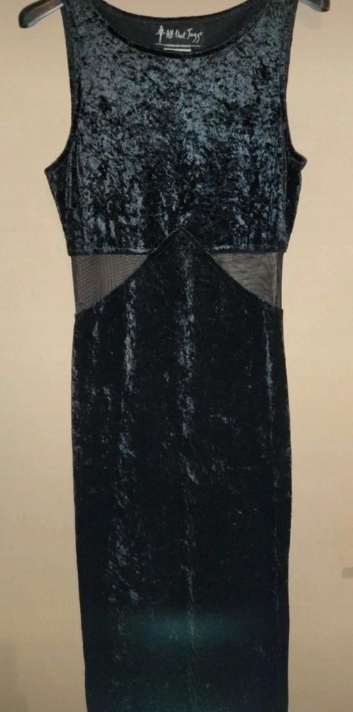 All that Jazz lange zwarte velvet jurk maat S/M, Kleding | Dames, Gelegenheidskleding, Zo goed als nieuw, Galajurk, Zwart, Verzenden