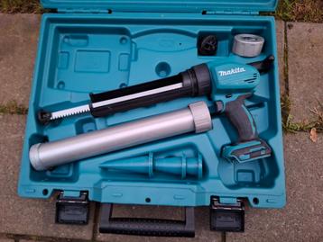 Makita 18v kit pistool  beschikbaar voor biedingen