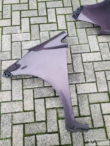 Toyota IQ voorscherm links 2009 - 2014 klein blutsje €50 beschikbaar voor biedingen