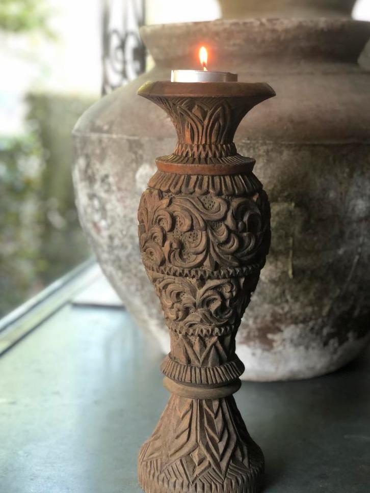 Houtgestoken vaas kandelaar oosters sober sleets imperfect, Antiek en Kunst, Curiosa en Brocante, Ophalen of Verzenden