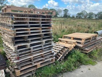 Gratis af te halen, pallethout, brandhout, stookhout beschikbaar voor biedingen