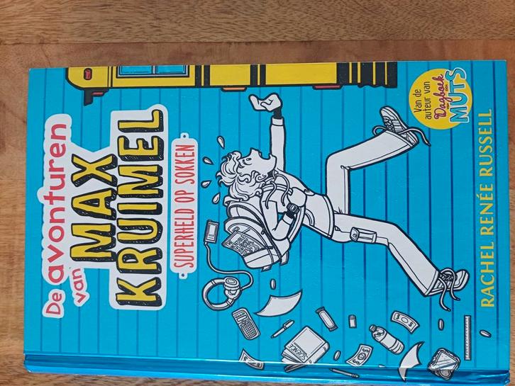 Rachel Renée Russell - Superheld op sokken, Boeken, Kinderboeken | Jeugd | 10 tot 12 jaar, Zo goed als nieuw, Ophalen of Verzenden