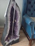 Prachtige Amethist Geode te koop XXL formaat 108 kg., Ophalen, Mineraal