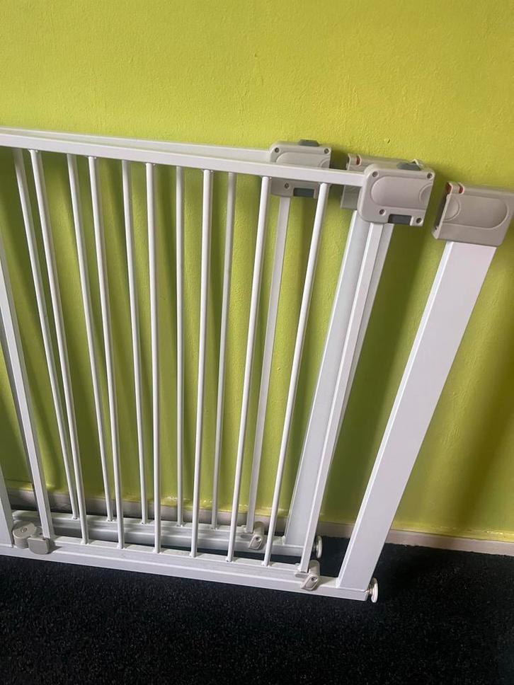 Metalen veiligheidshekje voor trap/deur - mist middenstuk, Kinderen en Baby's, Traphekjes, Gebruikt, Klemhekje, Metaal of IJzer