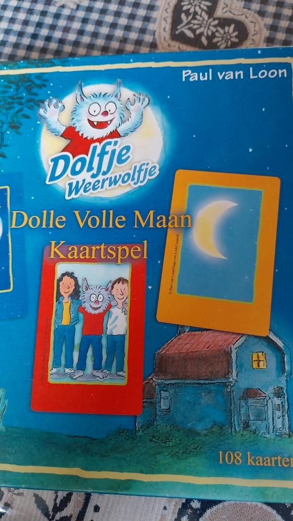 Dolfje Weerwolfje Kaartspel - 108 Kaarten, Hobby en Vrije tijd, Gezelschapsspellen | Bordspellen, Zo goed als nieuw, Een of twee spelers