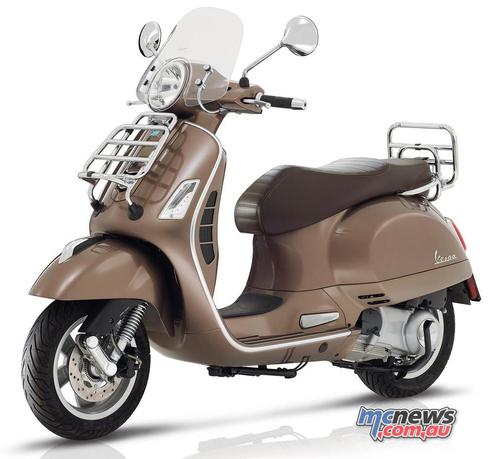 Vespa GTS 300cc 4takt 2017 Motor | Scooter | Motorscooter, Fietsen en Brommers, Scooters | Vespa, Ophalen