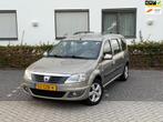 Dacia Logan MCV 1.6 MPI Lauréate LPG 7p. NAP APK, Auto's, Dacia, Voorwielaandrijving, Euro 5, Stof, Zwart