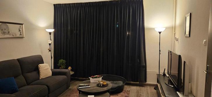 Mooie inbetween gordijnen., Huis en Inrichting, Stoffering | Gordijnen en Lamellen, Zo goed als nieuw, 200 cm of meer, 200 cm of meer