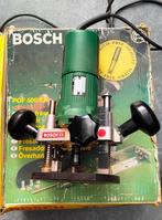 Bosch bovenfrees POF500EA zo goed als nieuw originele doos, Doe-het-zelf en Verbouw, Gereedschap | Freesmachines, Ophalen of Verzenden