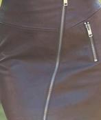 Leren Rok Bordeauxrood met ritsen maat M, Verzenden, Zo goed als nieuw, Rood, Boven de knie