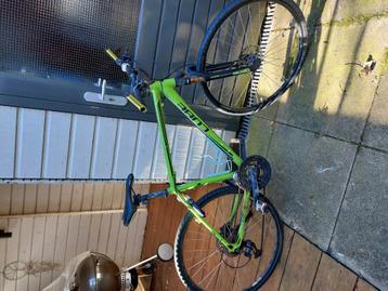 Fiets cube, opknapper, lees de volledige infomatie beschikbaar voor biedingen