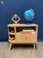 Leuk houten kastje kinderkamer, Ophalen, Zo goed als nieuw, Overige typen
