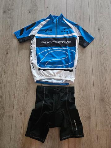 Fietskleding setje maat 152 beschikbaar voor biedingen