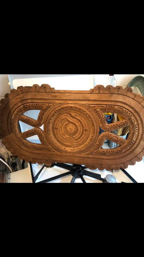 Houten tafelblad met hand gesneden houtsnijwerk, Huis en Inrichting, Tafels | Statafels, Gebruikt, Ophalen of Verzenden