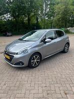 Peugeot 208 1.2 PureTech Allure 5 Deurs Navigatie apple carp, 83 pk, Stof, Gebruikt, 1199 cc