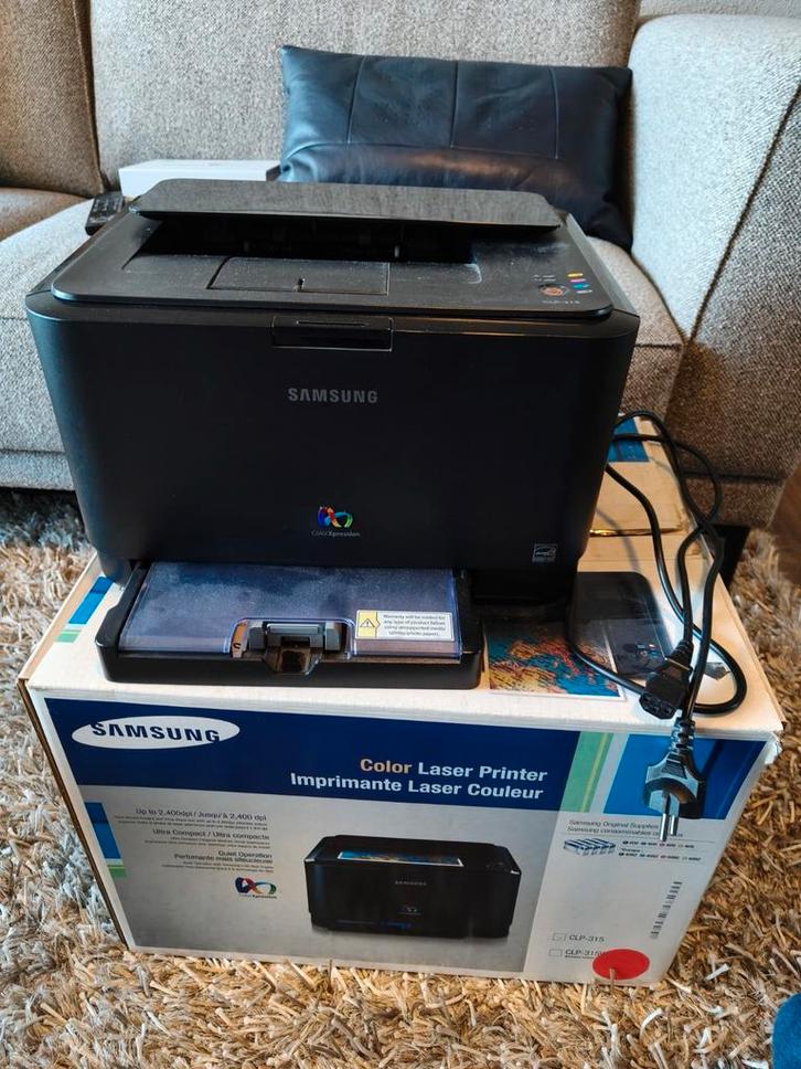 Samsung CLP315 kleuren laserprinter, Computers en Software, Printers, Gebruikt, Printer, Laserprinter, Kleur printen, Zwart-en-wit printen