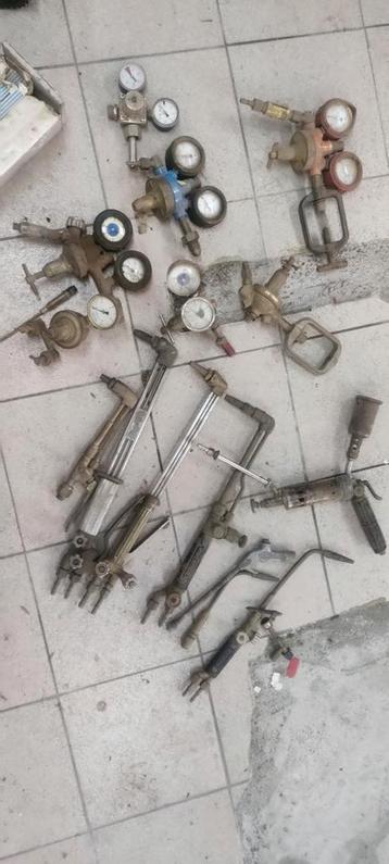 Autogeen las/branders en meters beschikbaar voor biedingen