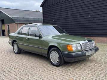 Mercedes-Benz 200 Diesel W124 in zeer mooie originele staat beschikbaar voor biedingen