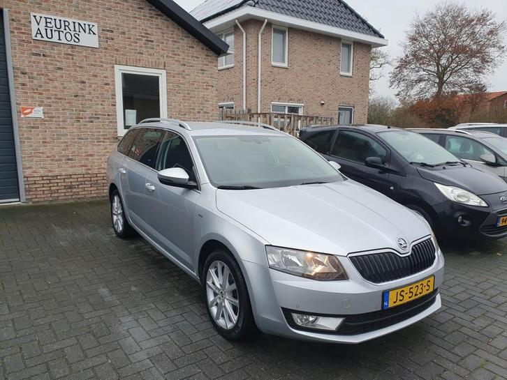 Skoda OCTAVIA 1.2 TSI Greentech JOY Businessline, Auto's, Skoda, Bedrijf, Octavia, ABS, Airbags, Airconditioning, Alarm, Android Auto
