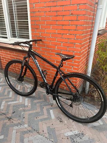Mountainbike Merida Big Nine 40 - 29 inch - als nieuw! beschikbaar voor biedingen