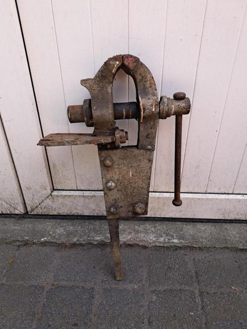 Defecte zware bankschroef/ staartbankschroef!, Doe-het-zelf en Verbouw, Gereedschap | Handgereedschap, Gebruikt, Ophalen