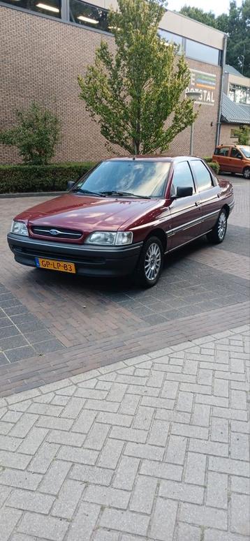 Ford Orion CL 1.4 1993 Roestvrij! Youngtimer/oldtimer beschikbaar voor biedingen