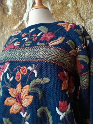 💖Prachtig Laura Ashley geborduurde 100% wollen trui M beschikbaar voor biedingen