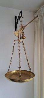 Koperen hangweegschaal, Ophalen, Koper