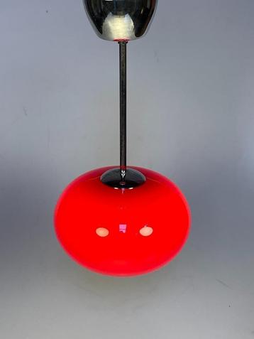 Glazen Rode Hanglamp Met Chromen Armatuur, 1980'S, Vintage beschikbaar voor biedingen