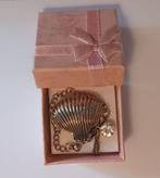 Ketting oud goud kleur schelp hangertje met Parel en Strass, Marktplaats@koningsieraden.nl, Overige materialen, Verzenden, Nieuw