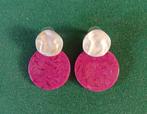 OORBELLEN,  moonstone fuchsia rose met "zilver"., Overige materialen, Ophalen of Verzenden, Zo goed als nieuw, Roze
