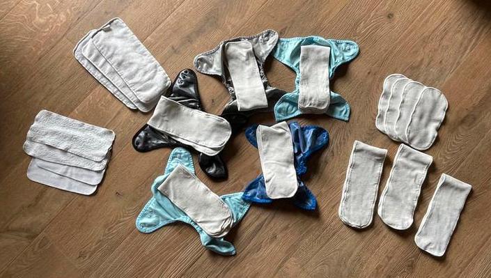 Buttons snap in one (sio) wasbare luiers, Kinderen en Baby's, Babykleding | Overige, Zo goed als nieuw, Jongetje of Meisje, Ophalen of Verzenden