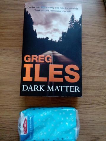 	Greg iles:dark matter. En nog meer engelse pockets 1 euro beschikbaar voor biedingen