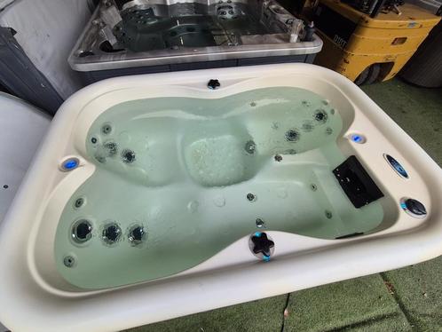 3 pers Amerikaanse spa 🚛 VANDAAG NOG BEZORGD 🚛, Tuin en Terras, Bubbelbaden en Hottubs, Gebruikt, Filter, Ophalen of Verzenden
