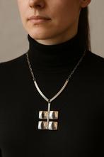 Vintage statementketting - geometrisch design, Gebruikt, Verzenden, Zilver, Overige materialen