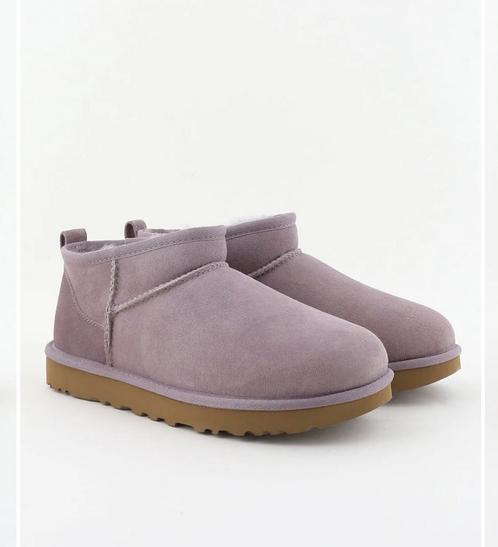 NIEUW UGG mini classic laarzen maat 38, Kleding | Dames, Schoenen, Nieuw, Lage of Enkellaarzen, Ophalen of Verzenden