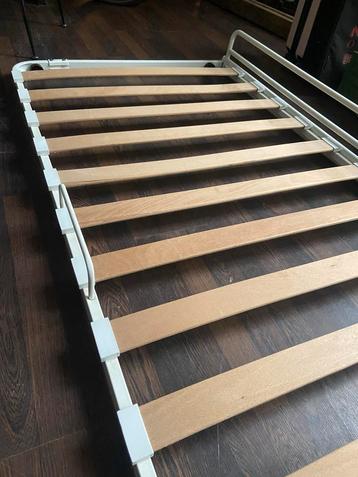 Onderbed van IKEA beschikbaar voor biedingen
