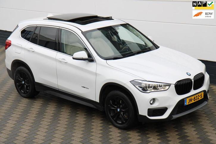 BMW X1 SDrive20i Centennial High Executive Pano Trekhaak NAP, Auto's, BMW, Bedrijf, Te koop, X1, ABS, Airbags, Airconditioning