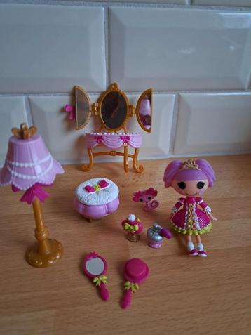 Mini Lalaloopsy speelsetje Jewel's Primpin' Party  beschikbaar voor biedingen