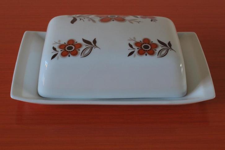 Retro vintage porseleinen Schumann Arzberg botervloot, Huis en Inrichting, Keuken | Servies, Zo goed als nieuw, Overige typen